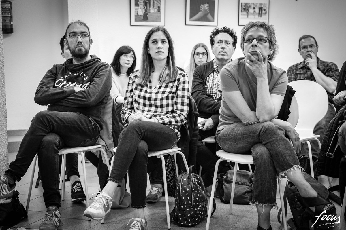 focusleon's tweet photo. Este fin de semana estamos impartiendo la 23 edición de nuestro Curso de Iniciación a la Fotografía.
#FocusLeon #leonesp
#XXIIICursoDeIniciacionALaFotografia https://t.co/2C1JngxH1O