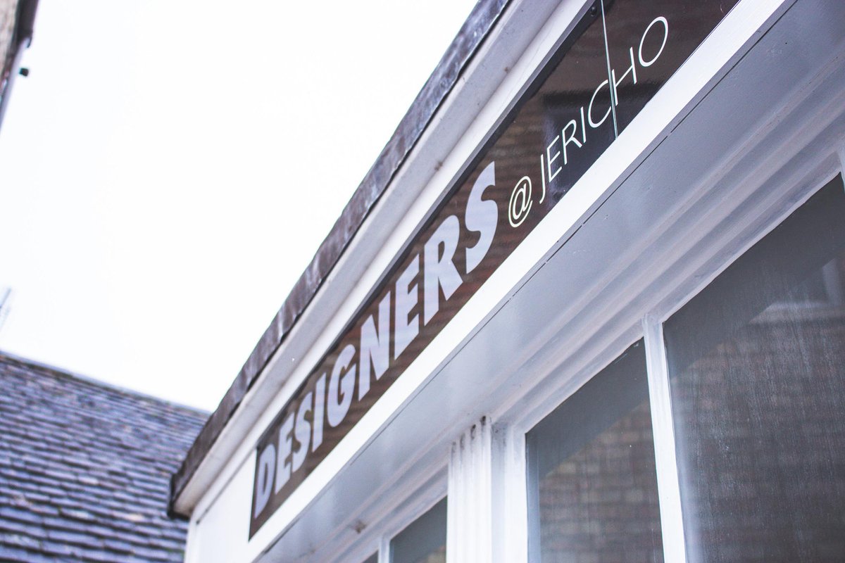 We're open today from 9AM - 4PM so feel free to pop in at any point ☺️ 

We'll always try our best to fit you in!