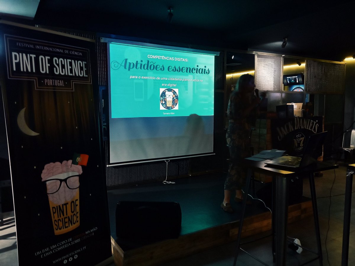 tamaller's tweet photo. #pintofscience #pint19 #chatearcamões #pintofscinceportugal #pintofsciencebragança https://t.co/WjAWng3j3W