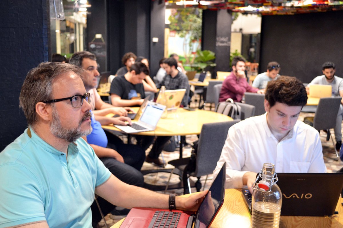 Collisionsteam's tweet photo. Ya puedes ver en nuestro Facebook las fotos de nuestro meetup primeros pasos en programación cuántica con @qiskit y el equipo de @IBMResearch https://t.co/Ou7mYZTiaD #Collisionstrends #quantumcomputing #tech #Qiskit https://t.co/R4gfqGbJaD