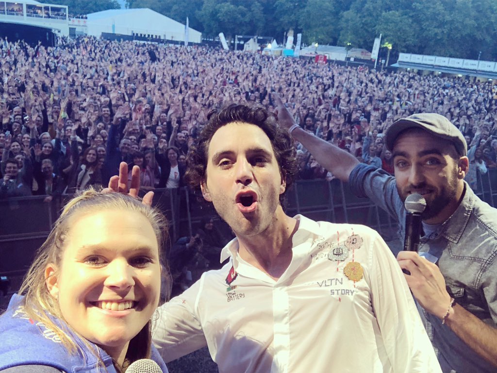 jennydemay's tweet photo. Avec le copain @lionelvirgille !
Des années qu’on attendait ça : le retour sur scène de @mikasounds ! C’était @Bordeaux avec @virginradioofficiel ! Merci 🙌🏼

@WIS2019 #VirginRadioLive #WisFest #Live #IgersMika #Mika #Concert #VirginRadio #bordeauxmaville #IgersGironde https://t.co/noJKY18Q9f