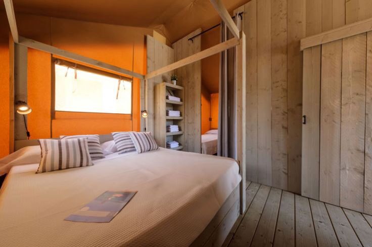 Abrimos la nueva zona #TentGrandSafari.
Tiendas completamente equipadas, con cocina y baño para disfrutar del camping con todas las comodidades.
¡Ven y disfruta del #Glamping!🔝🔝🔝🔝
vendrellplatja.es/es/content/ten…