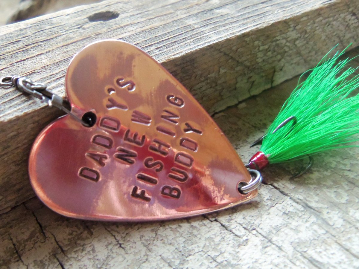 Daddy Gift for Dad Fishing Lure for New Dad to Be Daddy's Fishing Buddy Dad and Son Gift to Husband Gifts under 40 Stocking Stuffer Parents http://tuppu.net/f4599f3f #CandTCustomLures #Shopify #Stocking_stuffer