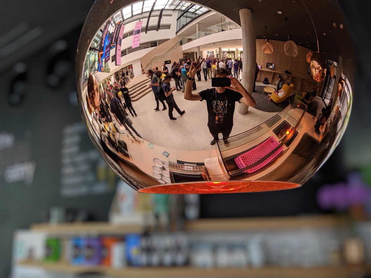 preslavrachev's tweet image. Wazuup, @pyconweb! #pyconweb19 #pyselfie