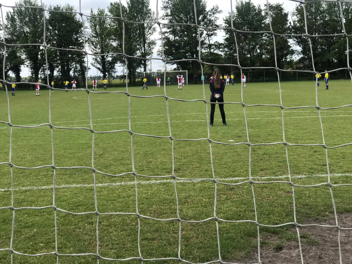 FCLisse's tweet photo. ⚽️ MO15-1 ⚽️ | 60. @vvForeholte maakt 1-2 uit penalty #lisfor https://t.co/qwABesfQ8e