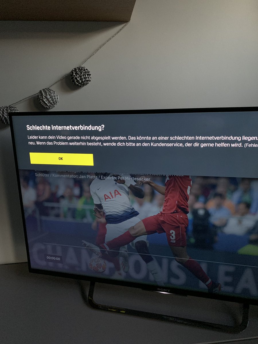 paaascal_ly's tweet image. kann man nur hoffen, dass die Spiele in Deutschland bald wieder im normalen TV laufen... @Telekom_hilft