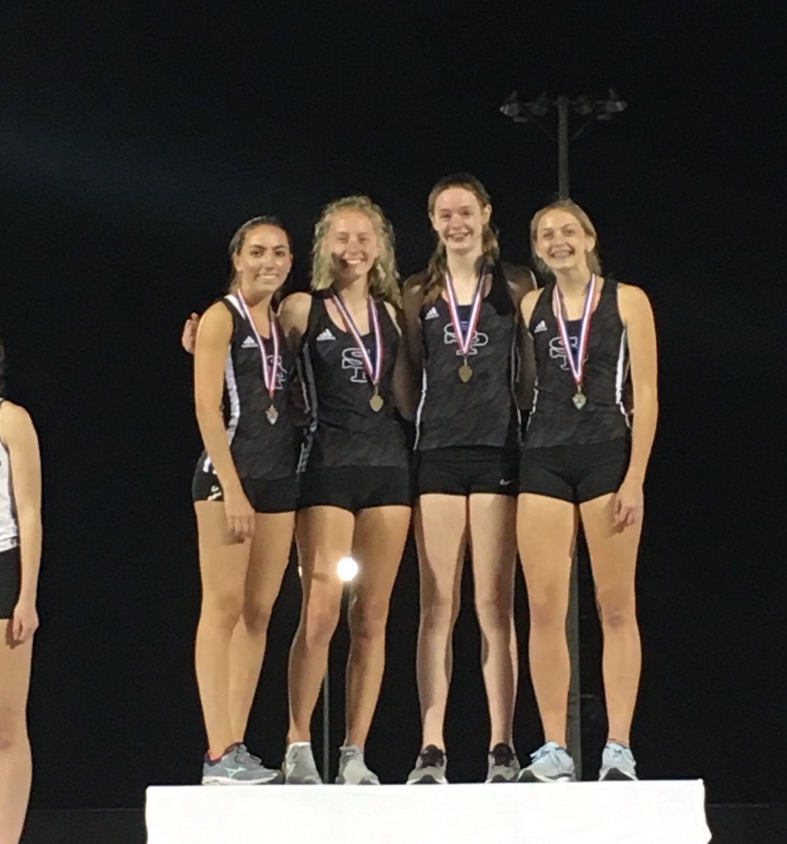 CoachNate7's tweet photo. These ladies smashed their own school record last night when they ran 3:54.44.  Good luck  @roisinwillis_ @MaddieHyland33 Greeney , T-Koncz!!!! @spashgirlstrack https://t.co/UDHrhVez7t