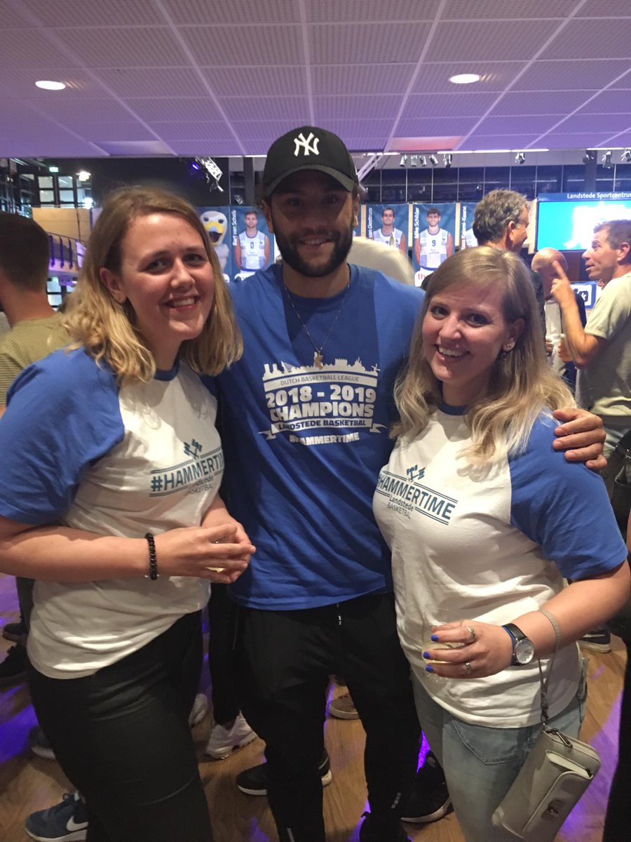 DesIngez's tweet image. Party at theater van de sport @LandstedeBasket great team, great players the best if the Netherlands!! #HammersForLife #Basketball 💪🏀🎉🙏