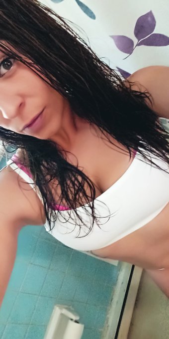 Getting ready for my day #workflow #pawg https://t.co/86kb1f5vbV<a href="/tag/workflow"class="tags">#workflow</a><a href="/tag/pawg"class="tags">#pawg</a>