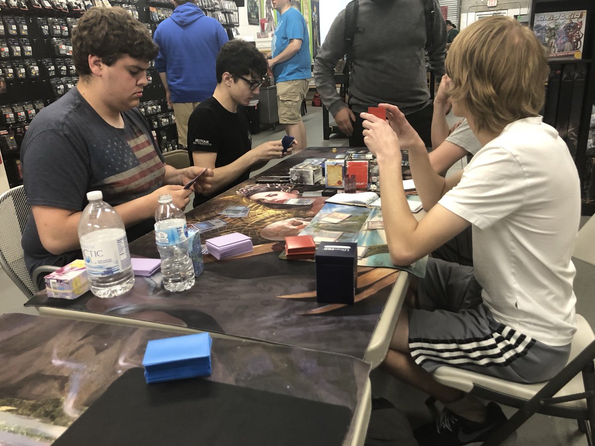 mythicosstudios's tweet photo. Awesome night here at Mythicos Studios running two events for FNM! Draft and Standard events with two members of Team Mythicos Studios participating in Standard. Good luck to our team this weekend!
#mythicosstudios #teammythicosstudios #wizardsofthecoast #magicthegathering #mtg https://t.co/WKEQtX07lv
