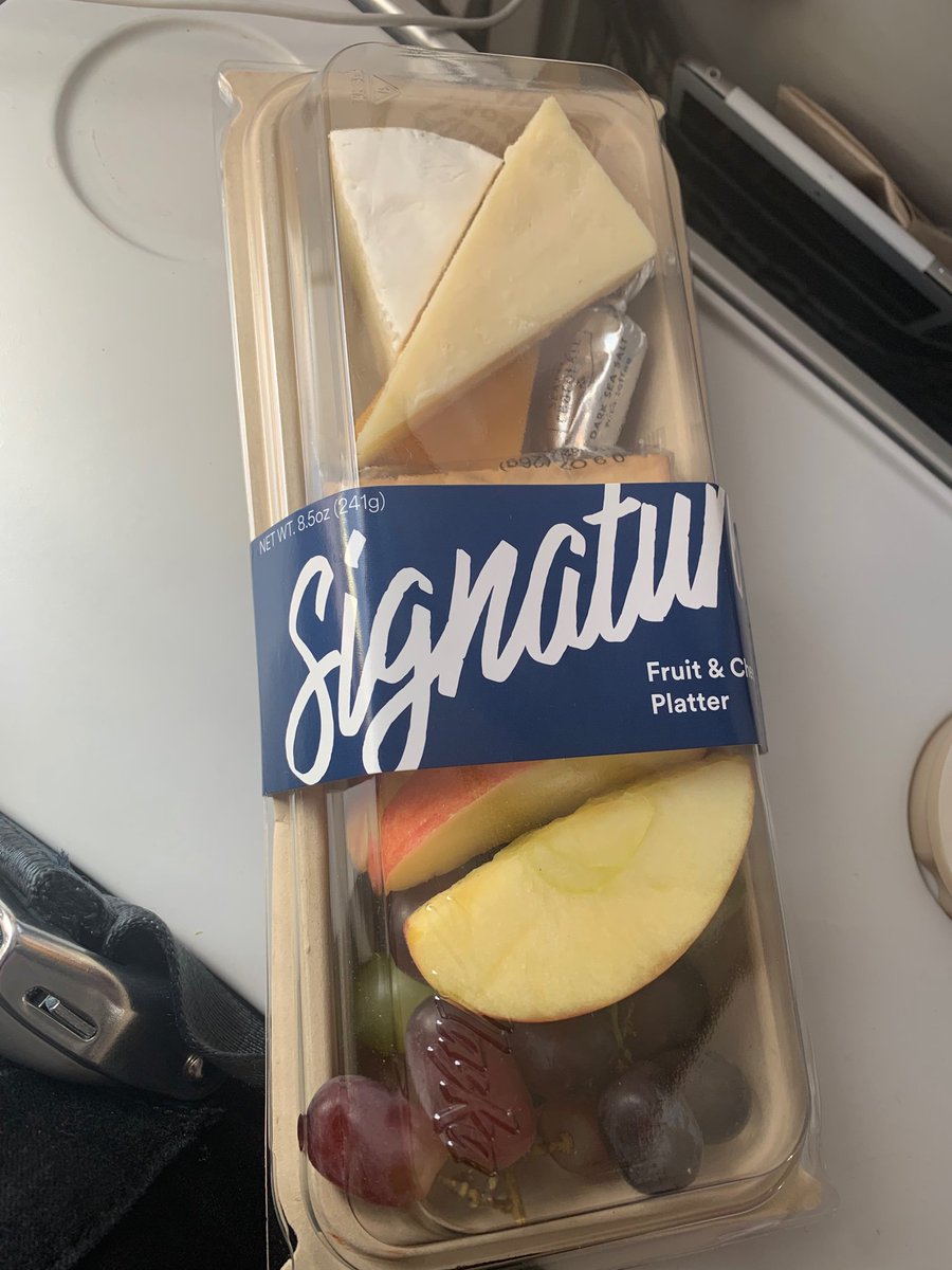 Hi <a href="/AlaskaAir/">Alaska Airlines</a>! Fell in love w the fruit &amp; cheese plate 🍇🧀🍎 at 30k feet in the air (I bought it on both of my flights)! I know where to find the cheeses but where can I find the <a href="/partnerscracker/">Partners Crackers</a> that are in it down on the ground?!?!