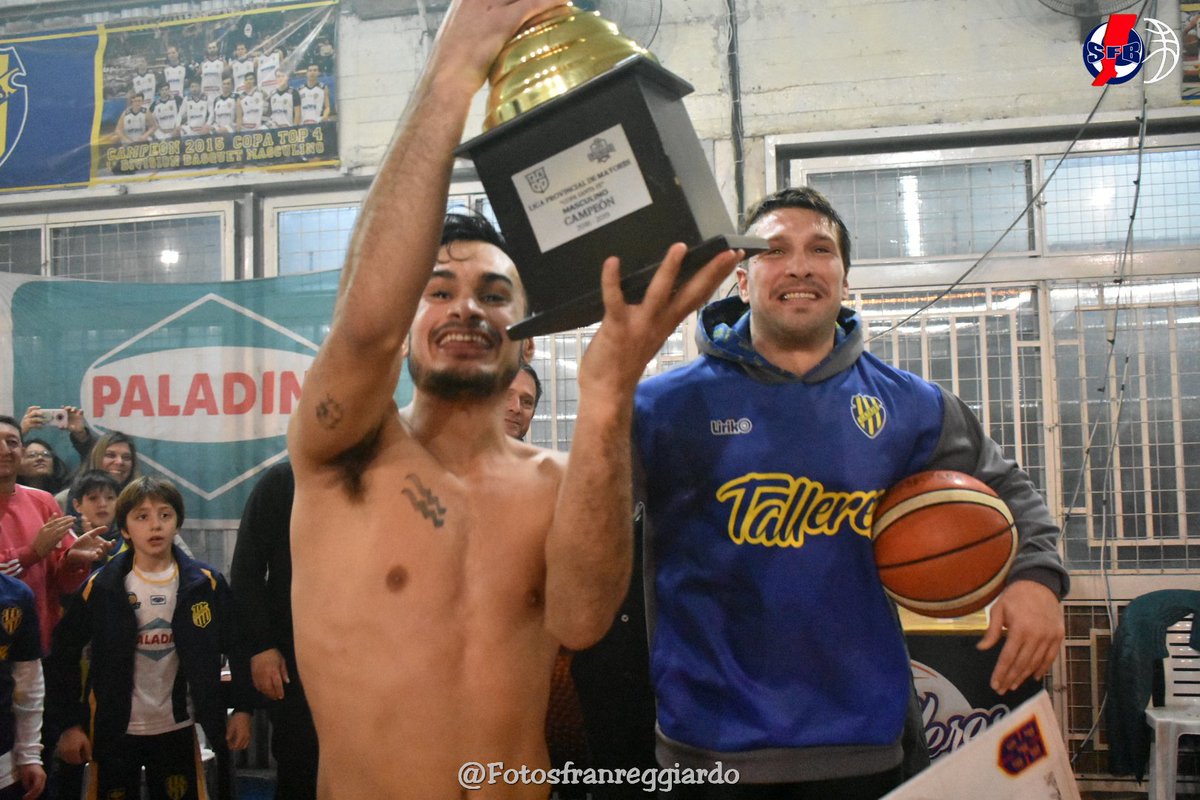 Te invitamos a compartir la mejor cobertura de la Final de la Copa Santa Fe !! como suele ser el estilo de santafebasket.com.ar único medio independiente in situ.
Además en nuestras redes (<a href="/SantaFeBasket/">SANTA FE BASKET | SFB</a>) videos, streaming en vivo, las mejores fotos, entrevistas y más.