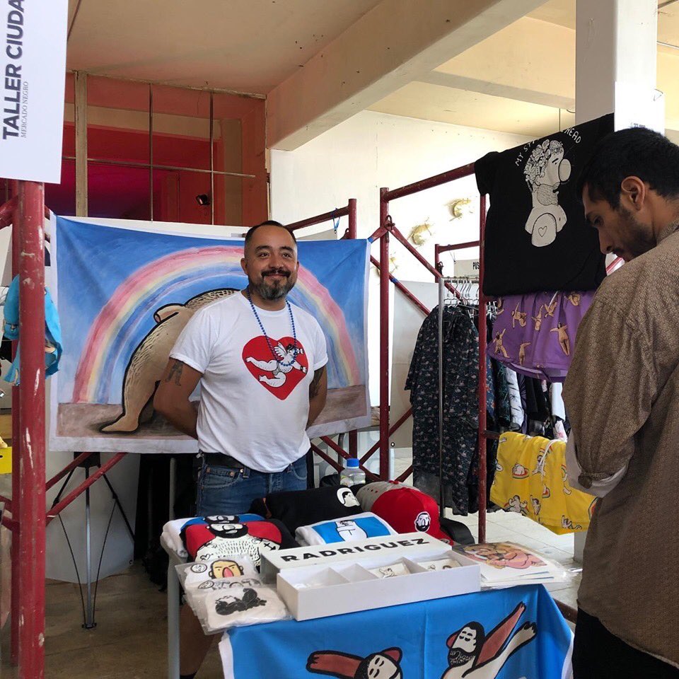 ProhibidoGDL's tweet photo. Mercado negro, Hoy entrada libre hasta las 4pm! https://t.co/JmspHNgcDF