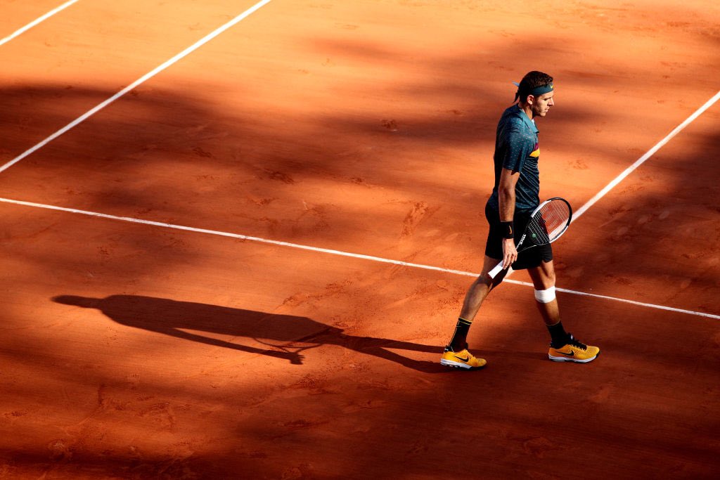 delpotrojuan's tweet photo. Otro paso más. 🙌 🚶🏼‍♂️

@rolandgarros #RG19 https://t.co/5IEMpd5HZm