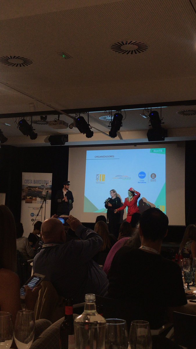 Empieza la gala!! #bcntb6 #premiosconb <a href="/bcnTB/">BCN Travel Bloggers</a> @InterMundial_ES <a href="/EstrellaDammCat/">Estrella Damm Cat</a> #wowmaresme