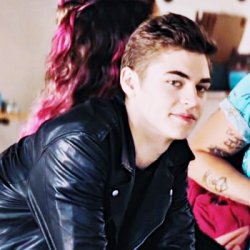 Director¹ Washington University ✦ tweet media