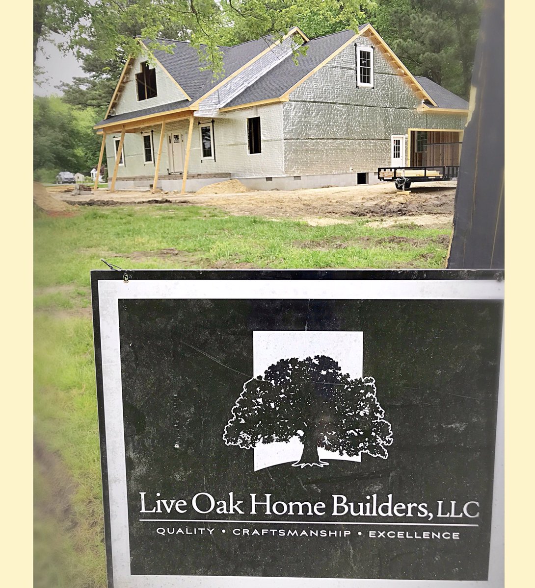 Liveoakbuilds's tweet photo. We love what we do 😍🏠🌳 https://t.co/KM3shxcIuR