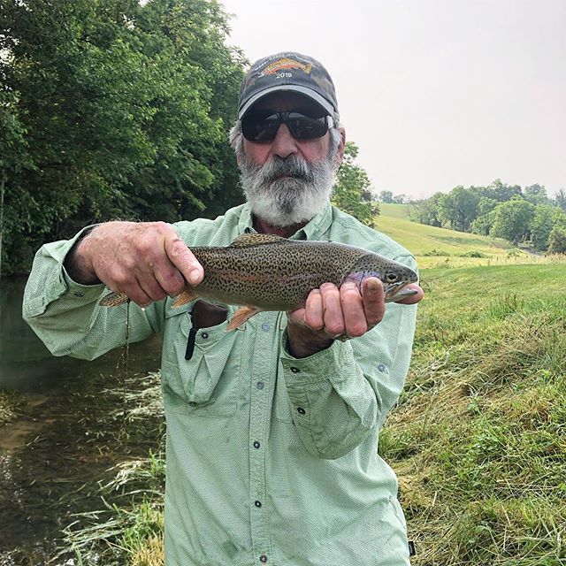 fall_fall's tweet photo. @phwff and @mossycreekflyfishing so humbled to work with our brave men and women!! #phw #americanheros #flyfishing #firstfishoftheday https://t.co/AXVk4Rbucn https://t.co/01K9Q68FzO