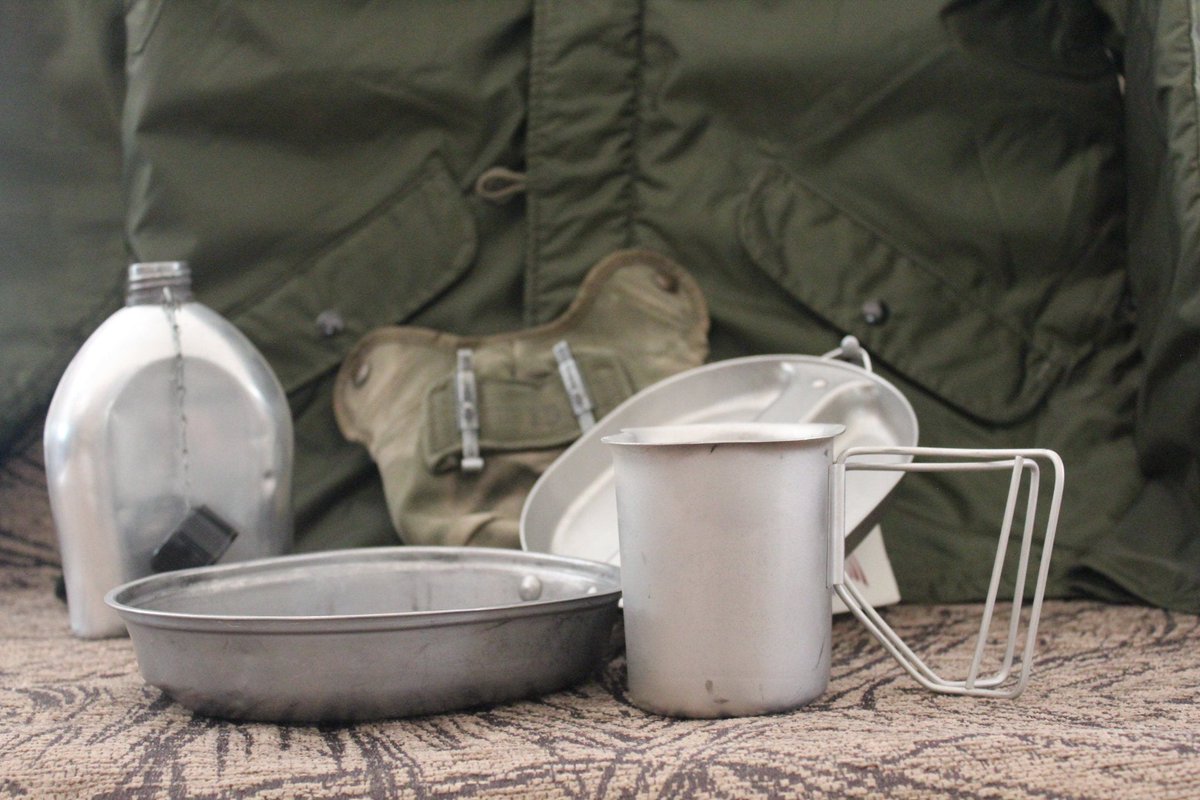 CKarenjo's tweet photo. on Sale! Military Canteen, Cup, Cover and Mess Kit (1964) $41.95
https://t.co/dQyvDLVkQ1 #vintage https://t.co/fQ5lZfIxSy