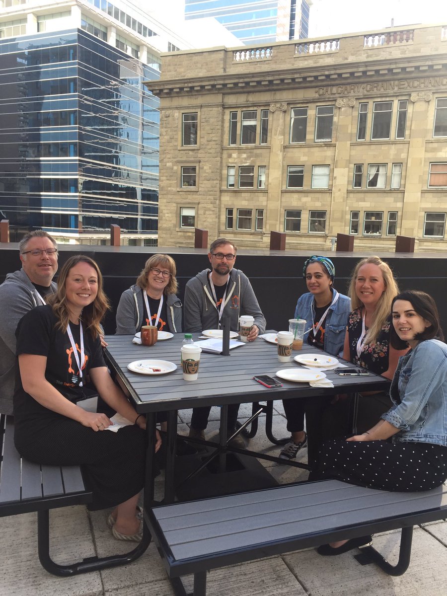 debriefacademy's tweet photo. #breakfast #sunshine and discussing the role of emotion in debriefing. Day 3 #masterdebriefer @ChadEpps @learn_remember @jonduff42 @feedback_is_key https://t.co/trQ8brobF8