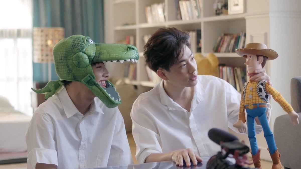 GMMTV's tweet photo. #ค่ายเติร์ด เพื่อนรัก
@off_tumcial @AtthaphanP 
#ทฤษฎีจีบเธอ
#GMMTV https://t.co/C71reOGISB