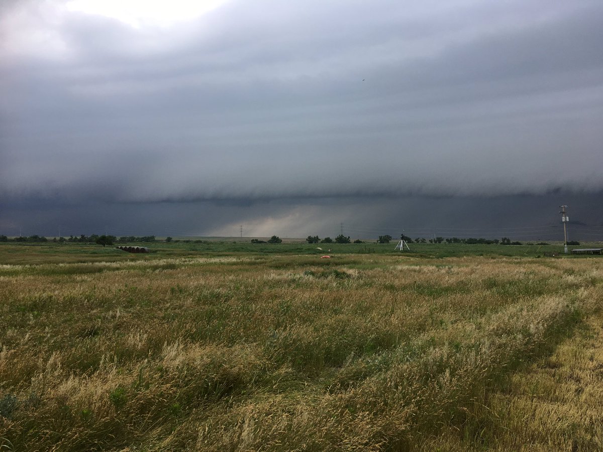 ryanrachaelj's tweet photo. Progression of the storm this morning. About 9am #phwx #bvco #slapout https://t.co/EZ1Ulq9ZeW
