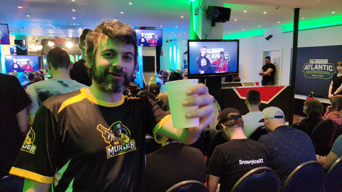 Hoy, nuestro director de operaciones <a href="/JulVCF_OW/">JuLVCF</a> está asistiendo al atlantic showdown de Krefeld y no se le podía olvidar representar a nuestro club!