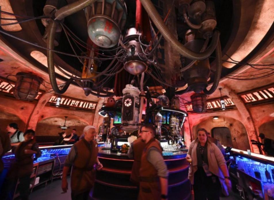 Anaheim Express Inn tweet media