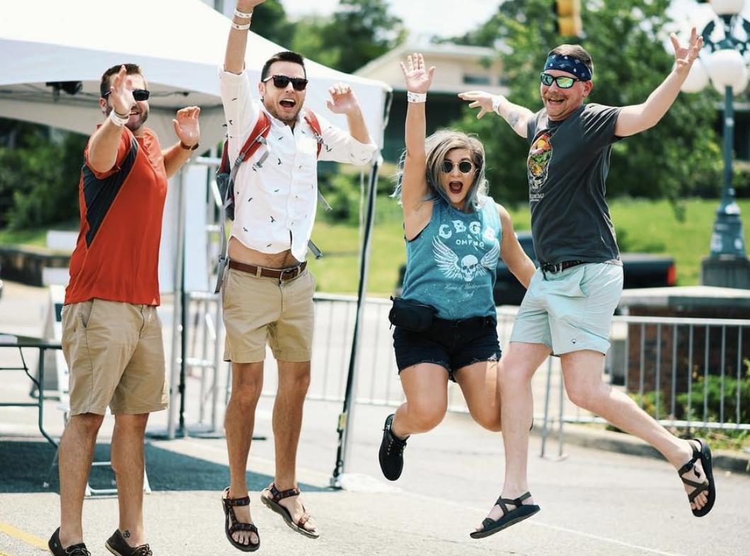instagiftbham's tweet photo. ๐HOORAY! Today is SliceFest Day!! ๐Doors open at 2pm...Beat the line. Buy tickets now here: https://t.co/EhUBCnFXkI, $30 GA, Children 12 & Under are Free! Music starts at 3pm! #slicefest2019 @SliceBirmingham https://t.co/p9dt67OuZ4