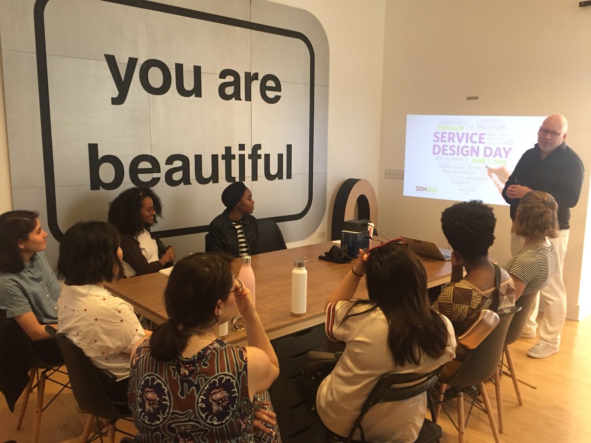 tbrand33's tweet photo. SDN Chicago chapter event at You Are Beautiful #SDDay19 #ServiceDesignDay #servicedesign #SDNChicago https://t.co/EQQX1PDshd