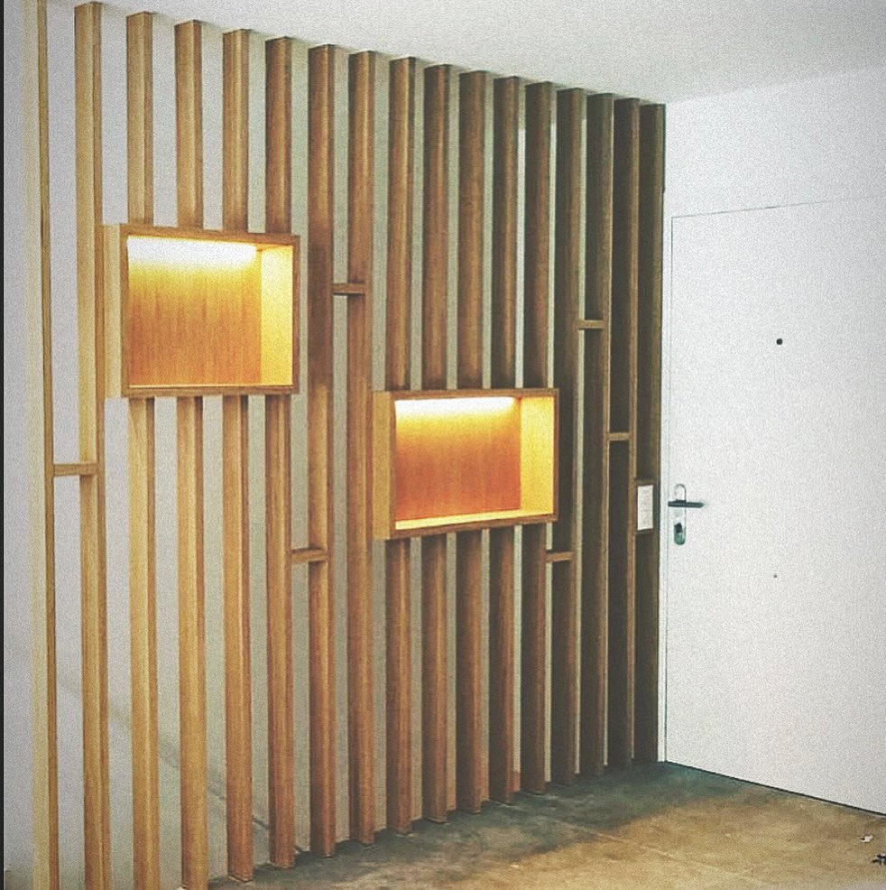 grupbcn's tweet photo. Trabajando en madera cálida un espacio separador que da luz a la escalera contigua que conduce a la planta inferior. Feliz fin de semana!
#rchitecture #interiordesign #interiorisme #homedecor #homedecoration #decoracion #woodworking https://t.co/Zp7ulS9Bqp