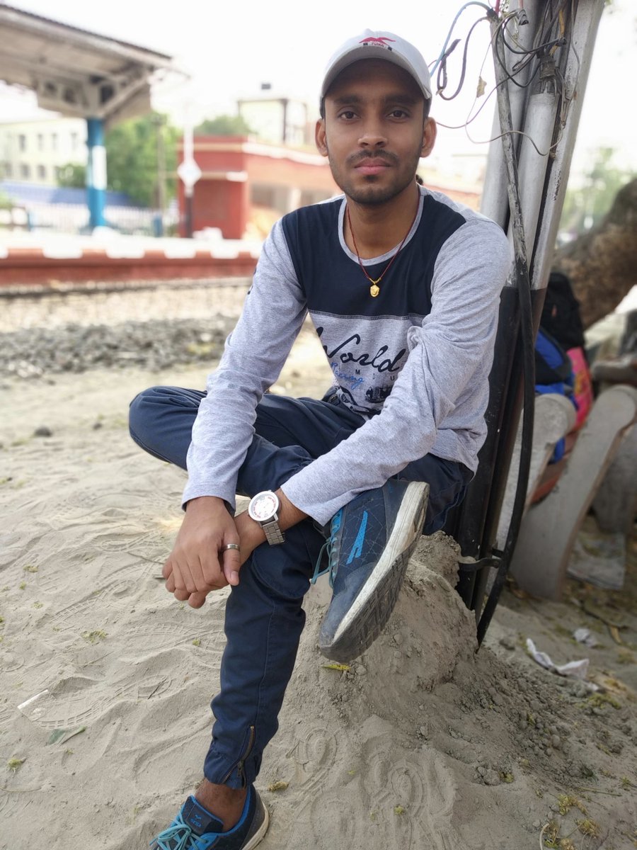 Abhishekrsks's tweet image. #Me
#Errorless