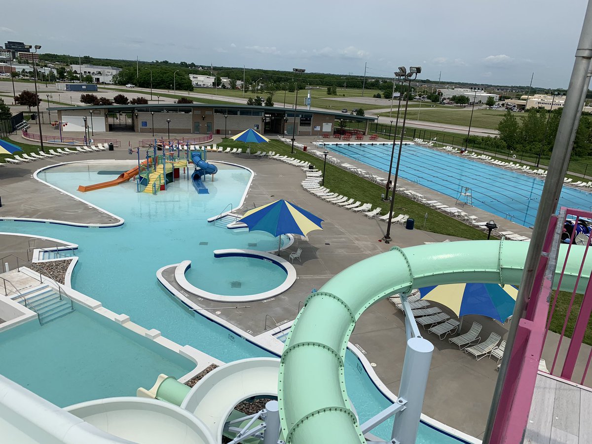 TheSpringsKC's tweet photo. Come see us today! #pooltime 😎 https://t.co/fRHMMJdK7M