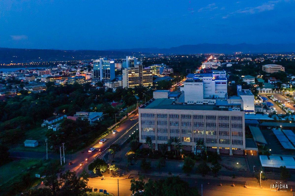 JamboMagazine's tweet photo. Kisumu, the beautiful Lakeside city. The county and region at large have a lot to offer in the tourism and hospitality sector. The city is also becoming the region's economic hub and is expected to host over 8,500 delegates for Africities summit. #SpiritOfKisumu https://t.co/tQ42zzADwq