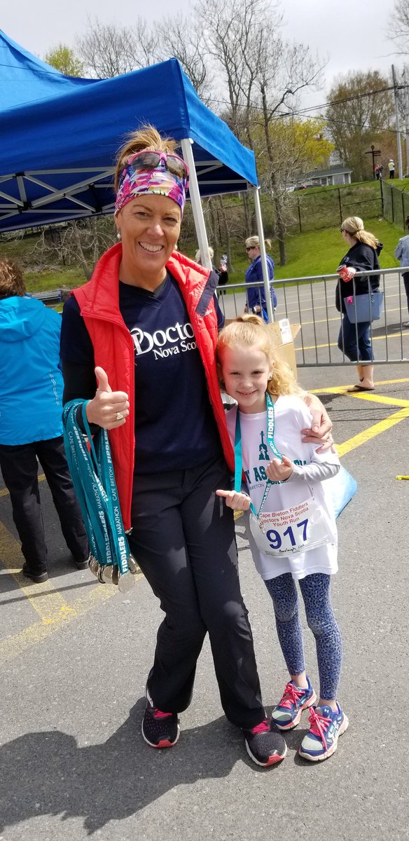 boncox12's tweet photo. When your family doctor is at the finish line of the Doctor's Nova Scotia Youth Run a 7yr old gets excited! #ThisIsFamilyMedicine #MyDocRocks #CapeBreton @Doctors_NS @RagerRoo https://t.co/97pRrlpc1Z