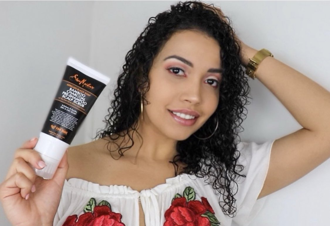 sweatbysteph's tweet photo. Happy Saturday! I am super excited to share with you my favorite hair product!! Thank you Shea Moisture this Bamboo Charcoal Pre shampoo scalp scrub has made a difference for my hair and my scalp ๐๐งก@Influenster @sheamoisture #ClarifyWithShea #complimentary https://t.co/maEuitGdyM