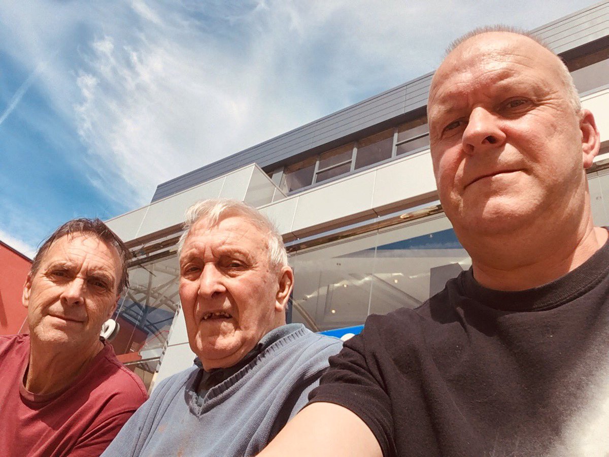 Complex1961's tweet photo. In sunny ☀️ Basingstoke this afternoon with my dad &amp; brother, tomorrow is Eastleigh bandstand day with @stocksnskins @NELLUSTAR1 @Complex1961 weather might not be as good but the music will be awesome, live music 🎵 from 1pm https://t.co/cCQwlkciQW