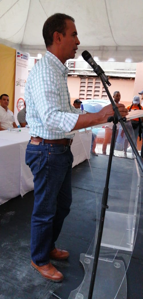 AdriannyR92's tweet photo. Sus características le preceden, quiere dar un cambio radical, sus metas son convertir nuestro Santo Domingo en una ciudad libre y limpia. Hombre emblemático que quiere y puede representar nuestra ciudad. Su nombre es signo de avance y de cultura. @DomingoCG1 @JuniorPenalo https://t.co/Hnik6oS5K7