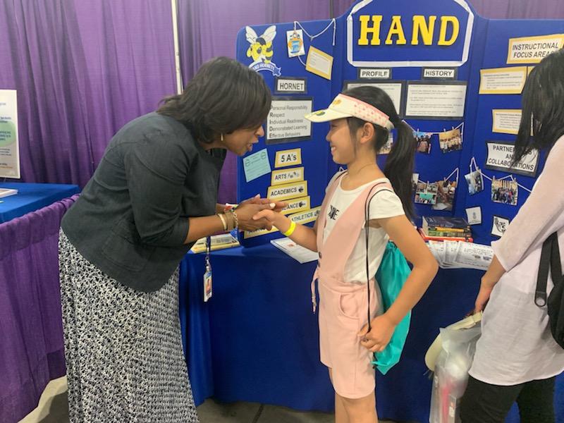 HandMiddleSC's tweet image. Hand Middle at the @RichlandOne SOAR into Summer event!  #NoSummerSlide