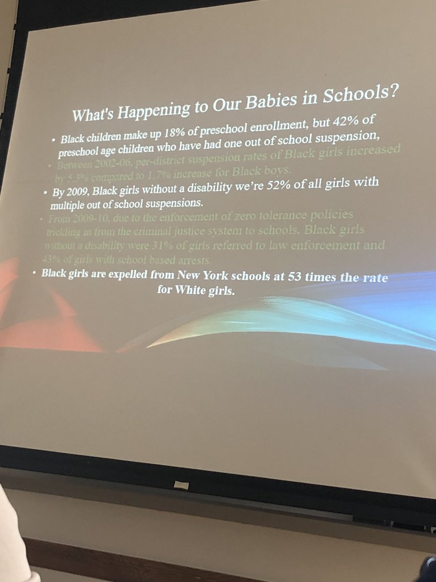 xojennpatel's tweet photo. Wow wow wow this workshop at #HipHopEd re: #trauma, #hiphop, and #education. Thank you @niceguyjay and @VincentDeas https://t.co/72FPOtW5kQ