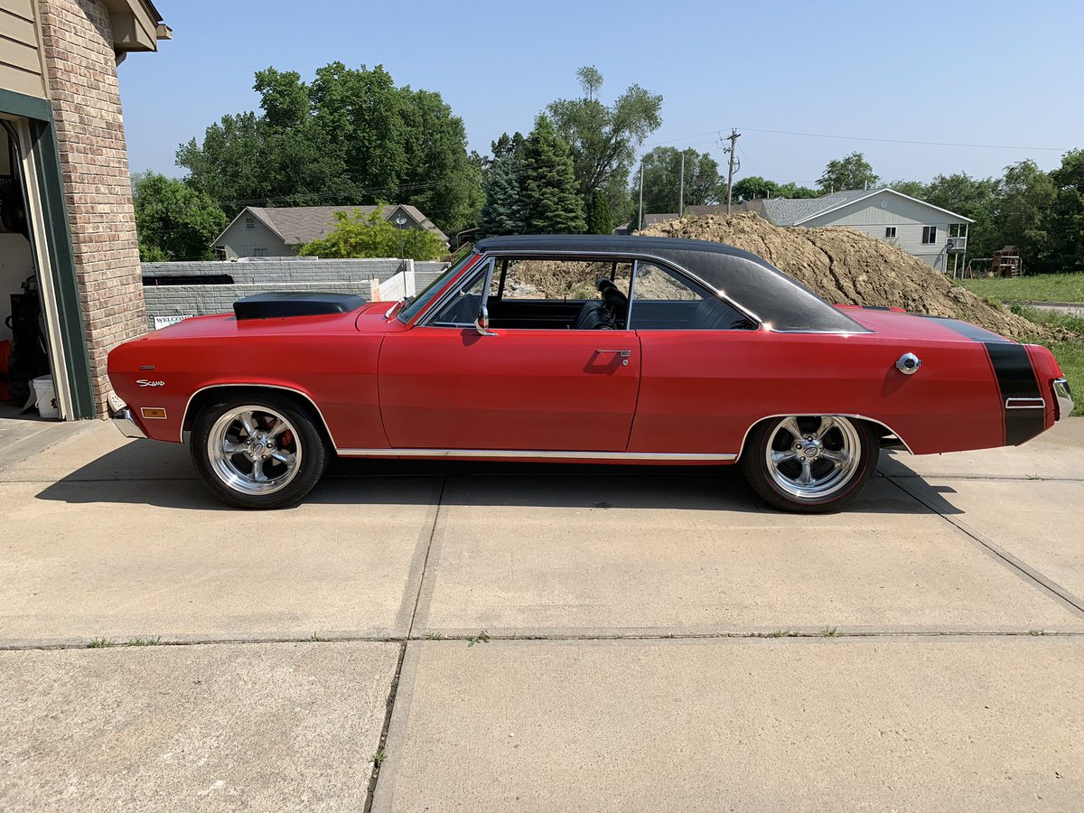 PONDimonium's tweet photo. #SideshotSaturday
#mopar #plymouth #valiant #scamp #1971 #abodymopar #notadart #lunati #keithblackinc #molodon #TTIheaders #lokarequipped #holley #edelbrock #coperacingtransmissions https://t.co/vUQzYfMf1Z