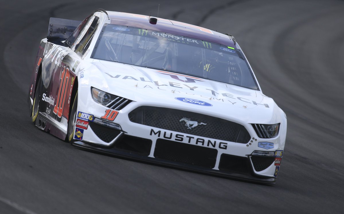 HaasFactoryTeam's tweet photo. Rolling out for his qualifying run in that No. 10 @ValleyTechAcad Ford Mustang...
Tune in!
#NASCARonFS1 | #VTAracing https://t.co/82Fxsek6Uy