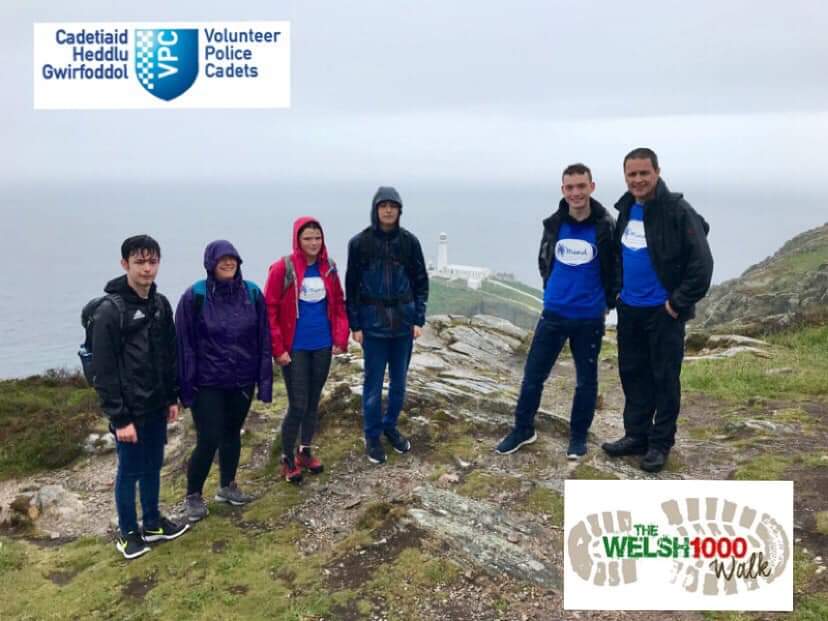Special Insp Gordon Topps led the Western area Volunteer Police Cadets on a section / walk between Holyhead and Trearddur Bay in quite challenging weather conditions. Well done everybody.
<a href="/NWPVolunteers/">HGC Gwirfoddolwyr / NWP Volunteers</a>
@NWPSpecials
#SpecialsWeekend19 #VolunteersWeek
#welsh1000walk