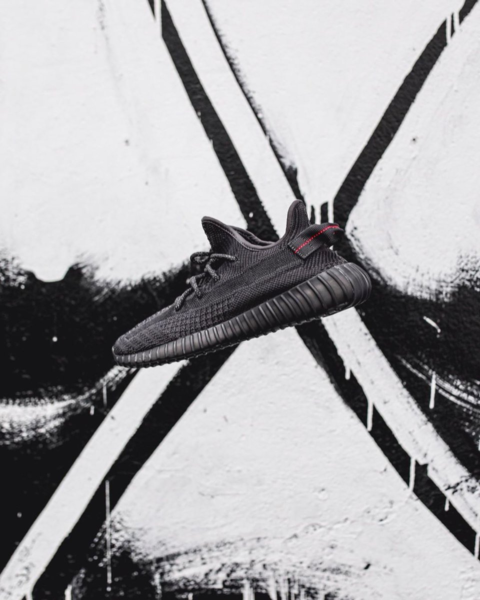 black rf yeezy