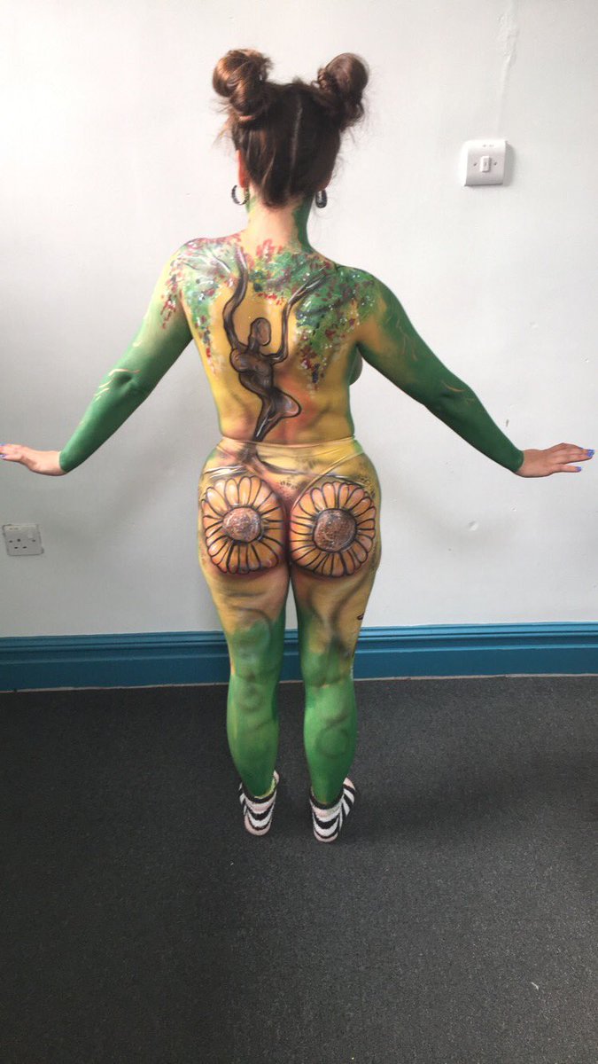 khloebowler's tweet photo. I’m not naked?? ITS ART!! Charity event in Huddersfield, what an experience!!! Thank u @LaninaHolly for making me do this!! (even tho u can’t be here) x https://t.co/zWfGYWEtZw