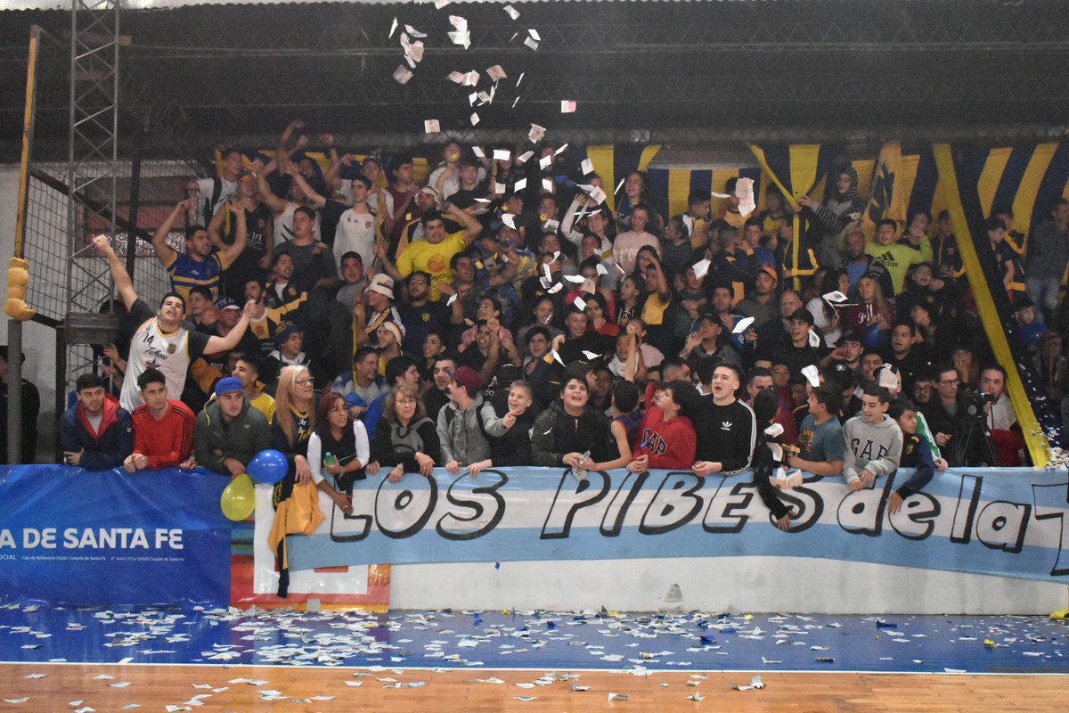 📸 En el Facebook de <a href="/SantaFeBasket/">SANTA FE BASKET | SFB</a> podes encontrar todas mis imágenes del partidazo que disputaron <a href="/bqtalleres/">bqtalleres</a> y <a href="/CPPbasquet/">Platense Basquet</a> por la final de la Copa Santa Fe.