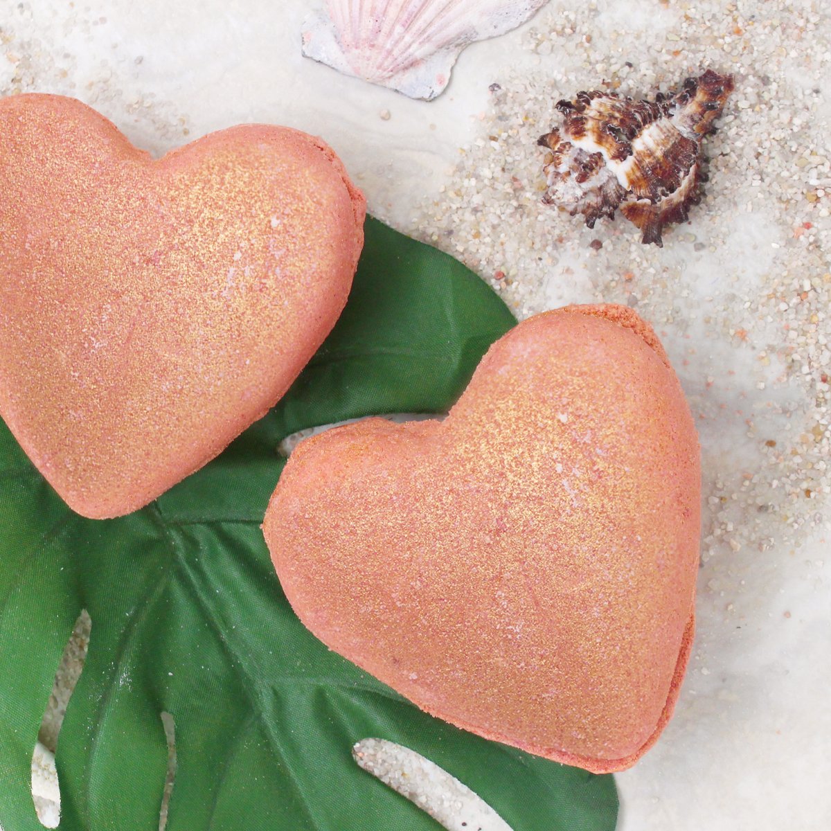 BasinWhite's tweet photo. Who loves summer as much as we do? 🧡🖐️ https://t.co/Jl5HFDsx3g #basinfresh #rosegold https://t.co/W0CQVrBAnk