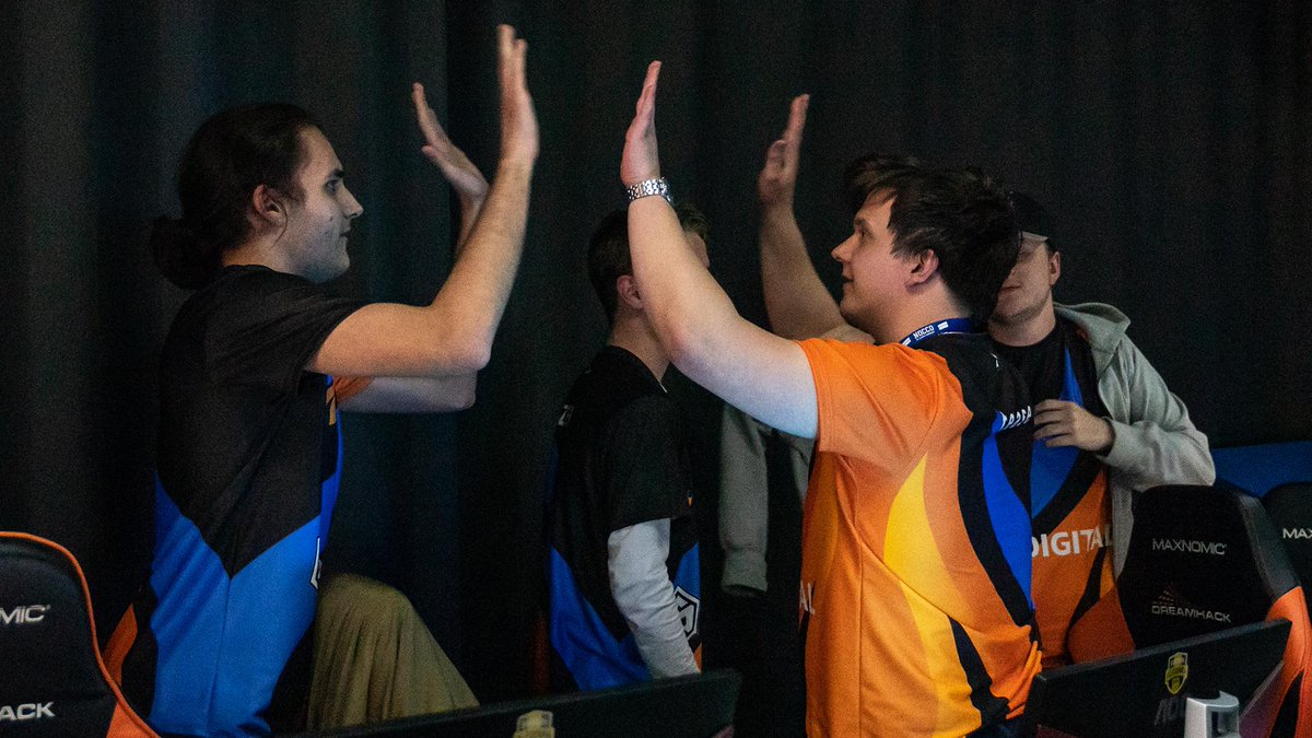 Svenska Elitserien CS2 (@secsgo) on Twitter photo Grattis till <a href="/WLDFIREgg/">Wildfire Gaming</a> som vinner första kartan, Cache, med 16-10 mot @esportadviser!
NÀsta karta Àr Train!
Vilket lag vinner Svenska Elitseriens VÄrsÀsong 2019?
Se streamen hÀr: esport.aftonbladet.se Grattis till <a href="/WLDFIREgg/">Wildfire Gaming</a> som vinner första kartan, Cache, med 16-10 mot @esportadviser!
NÀsta karta Àr Train!
Vilket lag vinner Svenska Elitseriens VÄrsÀsong 2019?
Se streamen hÀr: esport.aftonbladet.se