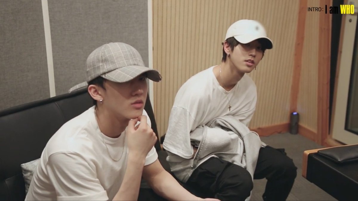 smlul's tweet photo. 《#CHANGBIN 😍 #HAN》
🖤#스트레이키즈 #StrayKids #HanChang #SpearB #JOne #BinSung https://t.co/UNA1T9r1gg