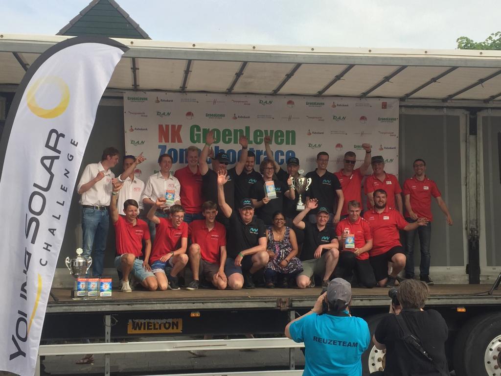 teamdinamico's tweet photo. Mooi podium met een 3e plaatsvan het DC team DinamiCo. 
Superteam die ook in het weekend knetterhard heeft gewerkt om zover te komen https://t.co/5fUDngsr0p